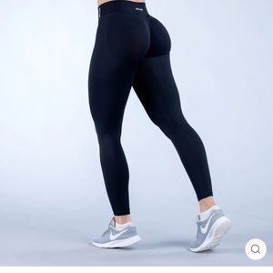 Dyfne impact leggings, size medium🧡